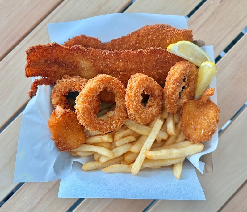 Manta Ray On High photo 2