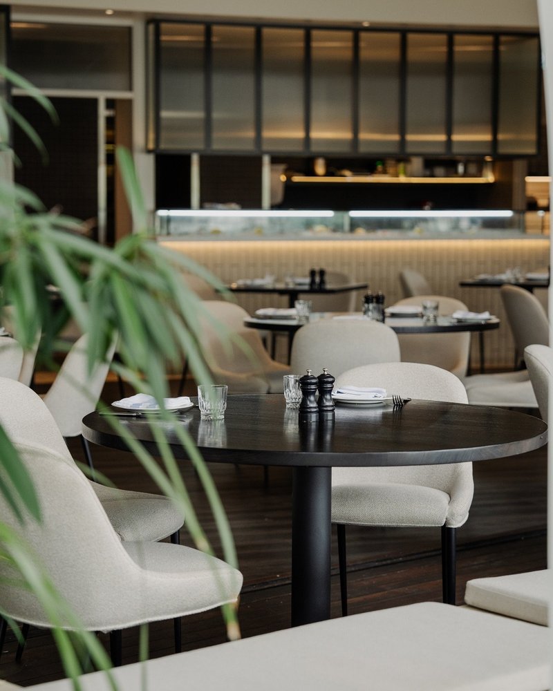 Fosh Bar & Restaurant photo 8