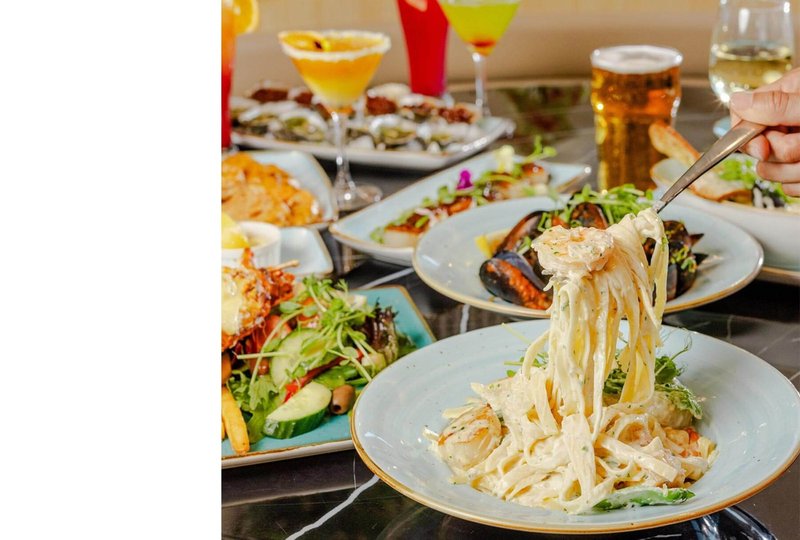 TheCray Seafood & Grill Restaurant, Belmont photo 2