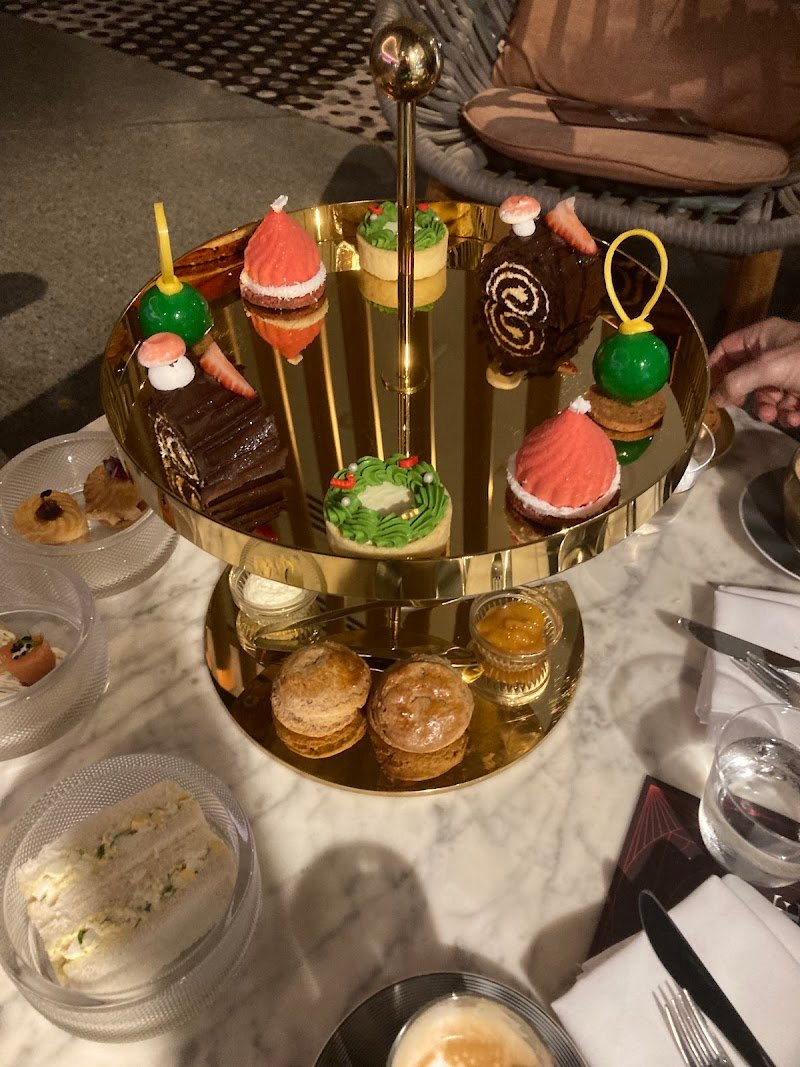 Living Room Bar photo 10